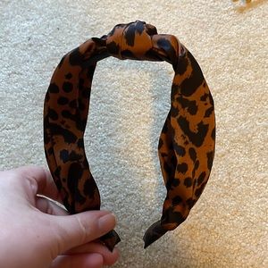 NWOT Silky Leopard Headband